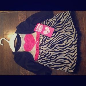 Brand new two piece girls outfit